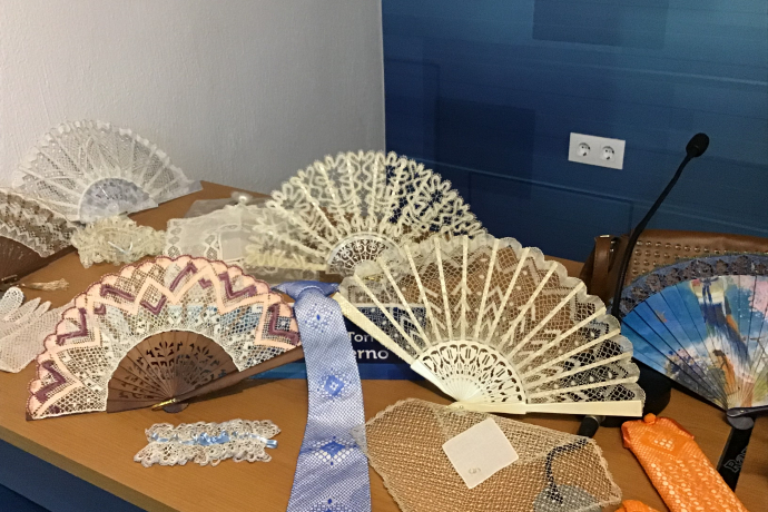 Bolillos realizados por Paula y sus compañeras de la Asociación